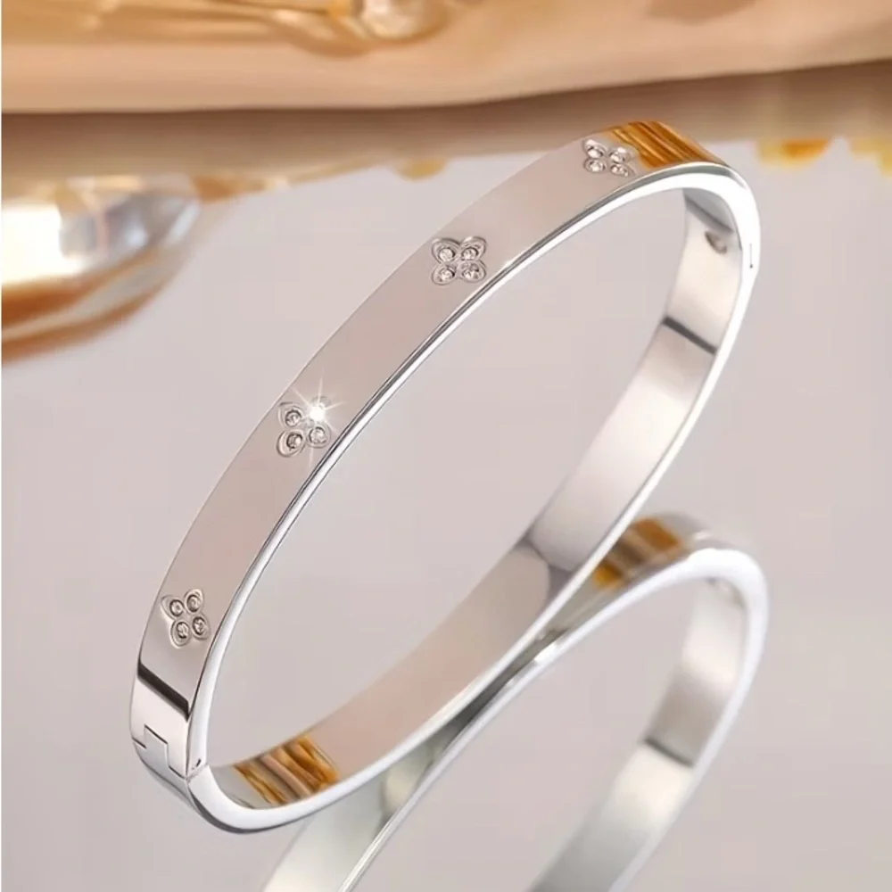 Silver Stainless Steel Four Leaf Clover with Cubic Zirconia Bangle Bracelet - Picture 3 of 3